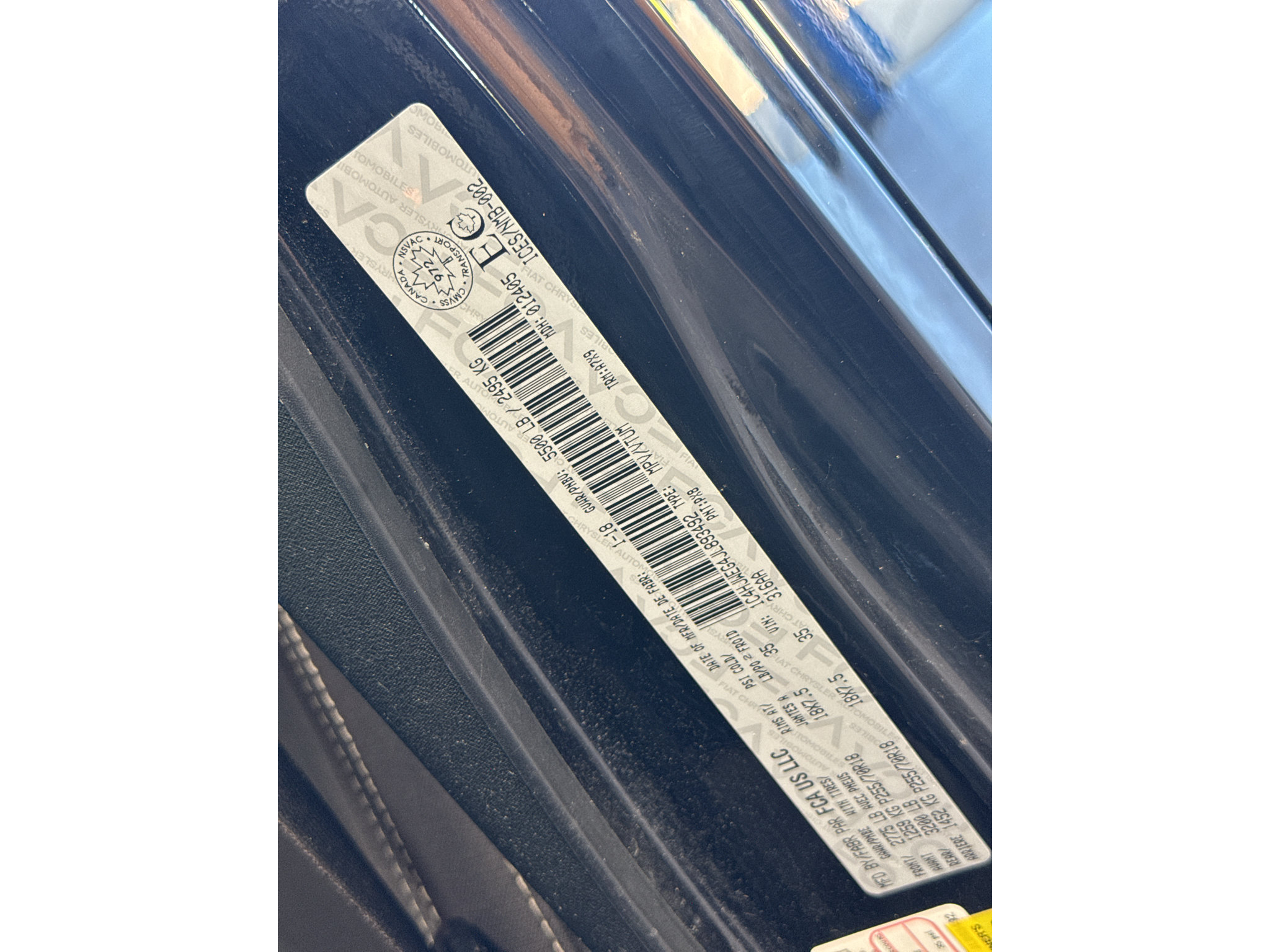 Used 2018 Jeep Wrangler Unlimited Sahara AWD/4WD image 29