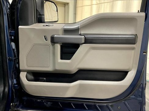 Used 2020 Ford F150 XLT w/ Equipment Group 302A Luxury image 24