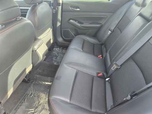 Used 2024 Nissan Altima 2.5 SR image 15