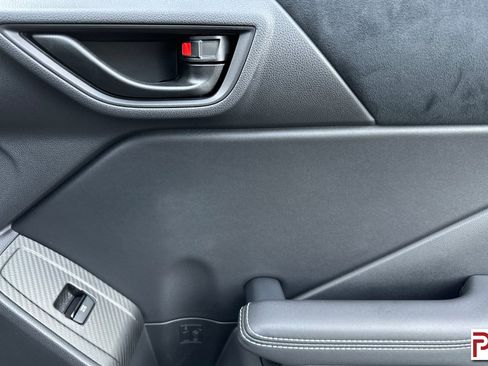 Used 2023 Toyota GR86 Premium image 18