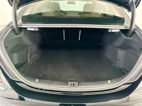 Used 2021 Mercedes-Benz C 300 Sedan image 26