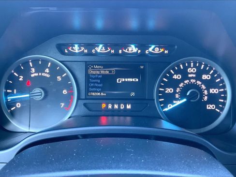 Used 2020 Ford F150 XLT w/ Equipment Group 302A Luxury AWD/4WD image 26