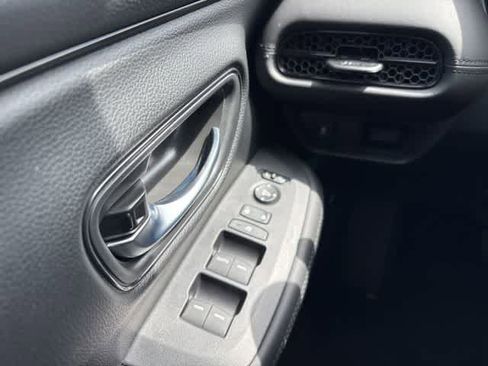 Used 2026 Honda HR-V LX image 22