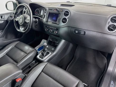 Used 2016 Volkswagen Tiguan R-Line AWD/4WD image 34