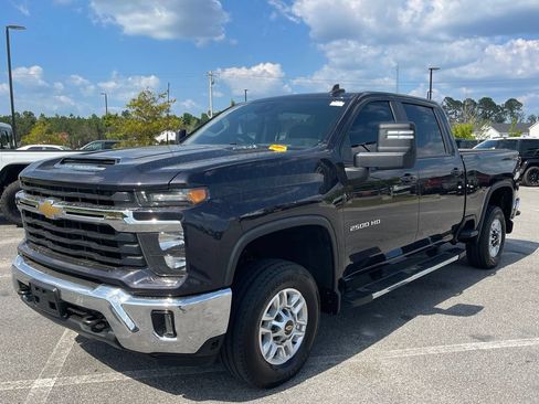 Used 2024 Chevrolet Silverado 2500 LT w/ Convenience Package AWD/4WD image 50