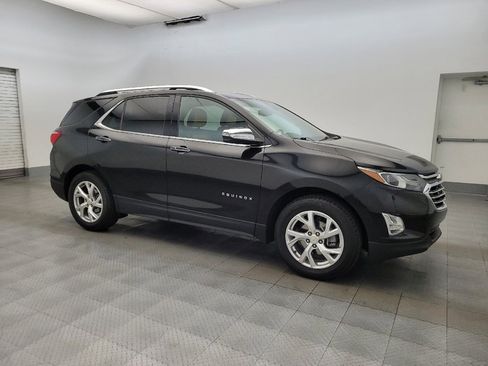 Used 2020 Chevrolet Equinox Premier image 11