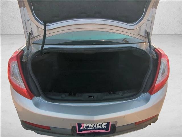 Used 2014 Lincoln MKS w/ Equipment Group 101A FWD image 6