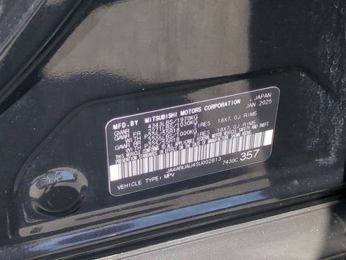 Used 2025 Mitsubishi Outlander Sport SE AWD/4WD image 32