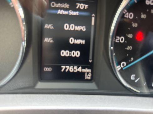 Used 2017 Toyota RAV4 XLE image 33