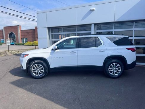 Used 2019 Chevrolet Traverse LT w/ LPO, Floor Liner Package AWD/4WD image 2