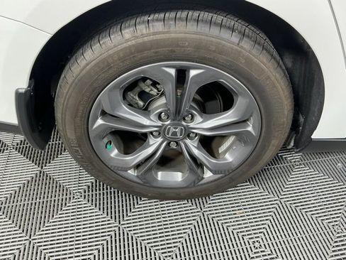 Certified 2024 Honda Accord EX image 39