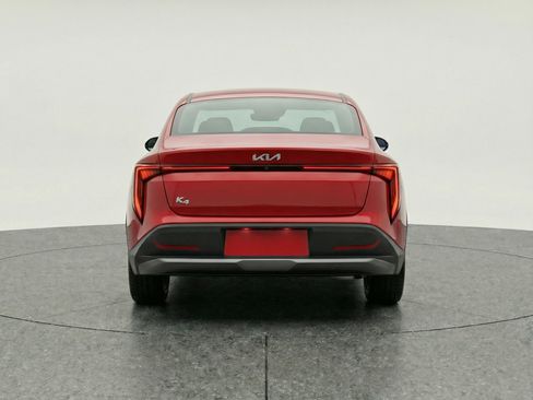 Used 2025 Kia K4 LXS image 7