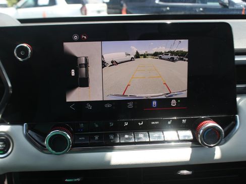 Used 2024 GMC Canyon AT4X AWD/4WD image 26