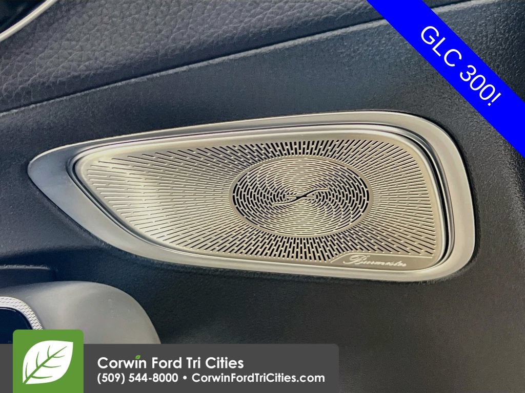 Used 2023 Mercedes-Benz GLC 300 4MATIC image 13