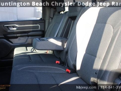 Used 2019 RAM 1500 Big Horn image 32