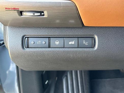 Used 2025 Nissan Pathfinder Platinum w/ Cargo Package FWD image 20