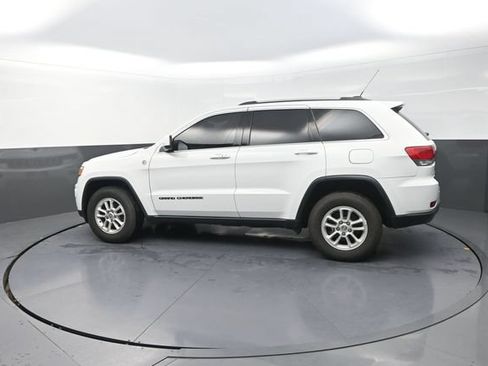 Used 2019 Jeep Grand Cherokee Laredo AWD/4WD image 50