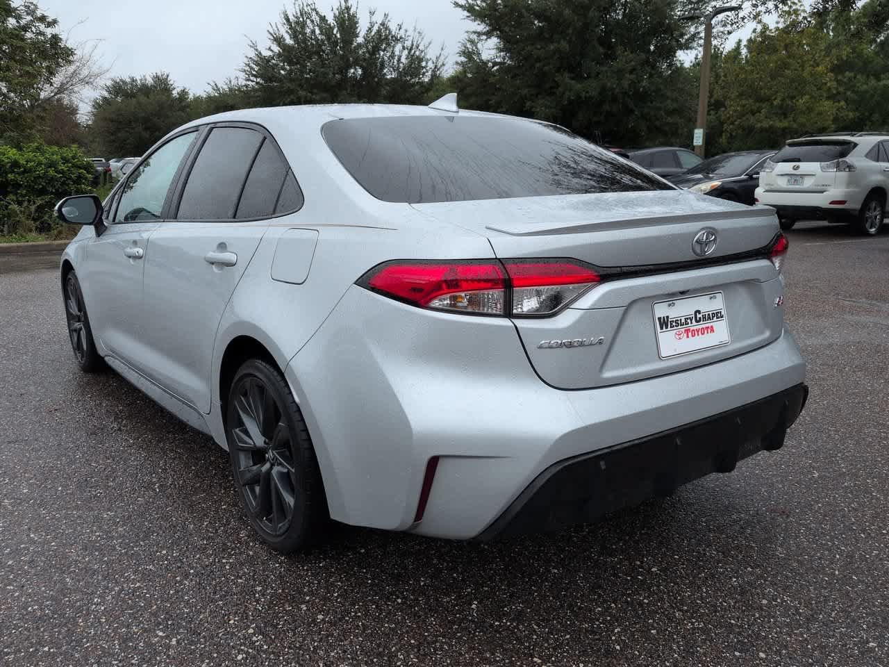 Certified 2024 Toyota Corolla SE FWD image 4