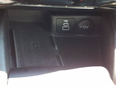 Used 2024 Ford Escape Platinum AWD/4WD image 19