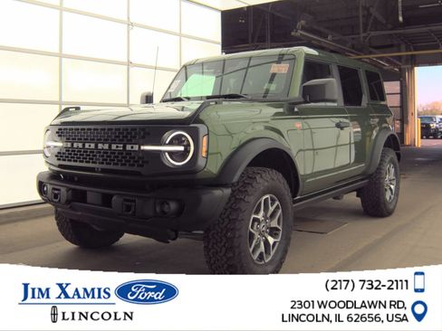 Used 2025 Ford Bronco Badlands AWD/4WD image 1