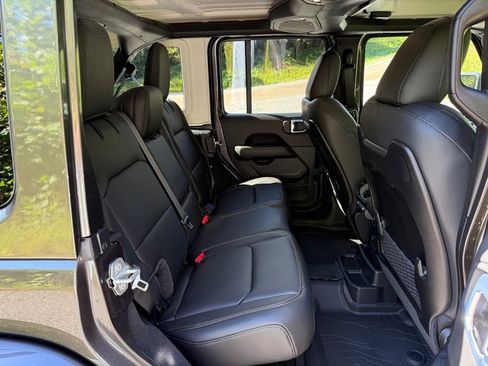 New 2025 Jeep Wrangler Unlimited Sahara image 20