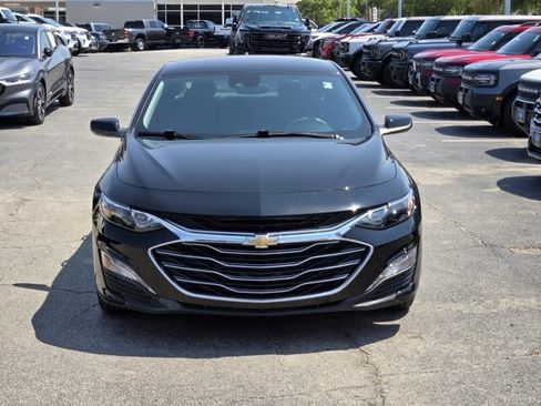 Used 2024 Chevrolet Malibu LT FWD image 2