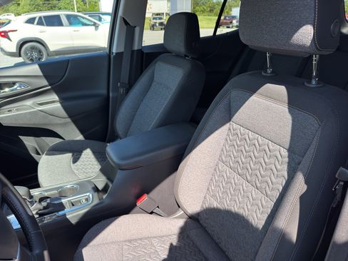 Used 2022 Chevrolet Equinox LT image 9