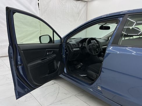 Used 2012 Subaru Impreza 2.0i Premium AWD/4WD image 10