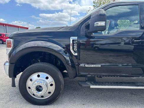 Used 2022 Ford F450 Lariat w/ Lariat Value Package AWD/4WD image 25