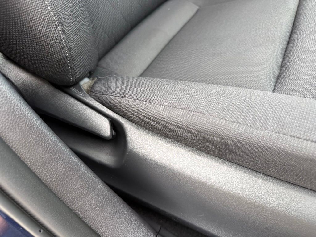 Used 2025 Toyota Corolla LE FWD image 42