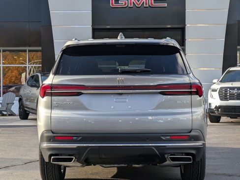 New 2026 Buick Enclave Preferred w/ Power Package AWD/4WD image 5