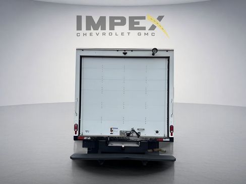 Used 2024 Chevrolet Express 3500 w/ Power Convenience Package RWD image 2