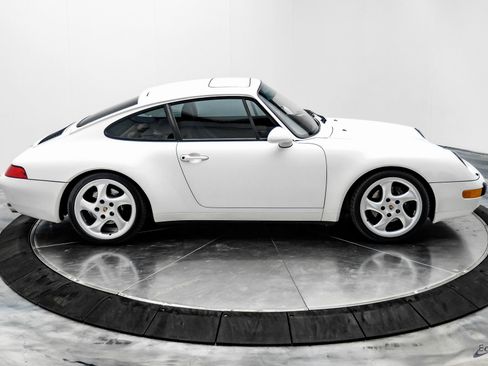 Used 1996 Porsche 911 GT3 RS image 25