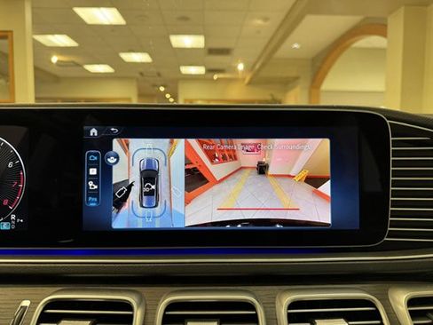 Certified 2025 Mercedes-Benz GLS 450 4MATIC image 19
