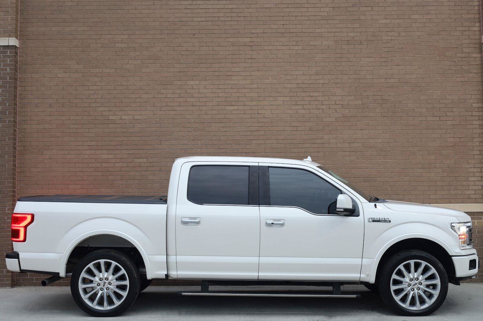 Used 2018 Ford F150 Limited w/ Trailer Tow Package AWD/4WD image 3