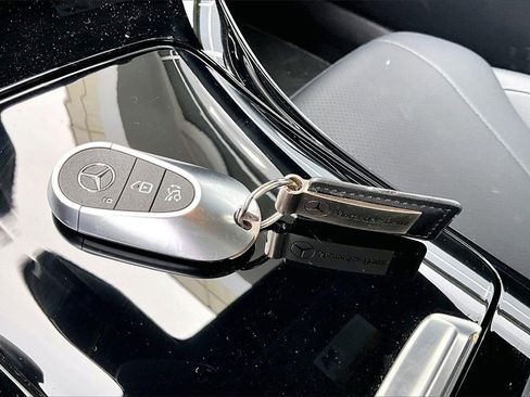 Used 2026 Mercedes-Benz CLE 300 4MATIC Coupe image 10