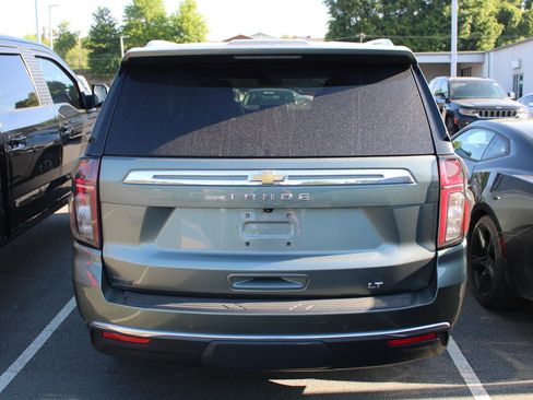 Used 2023 Chevrolet Tahoe LT w/ Luxury Package image 4