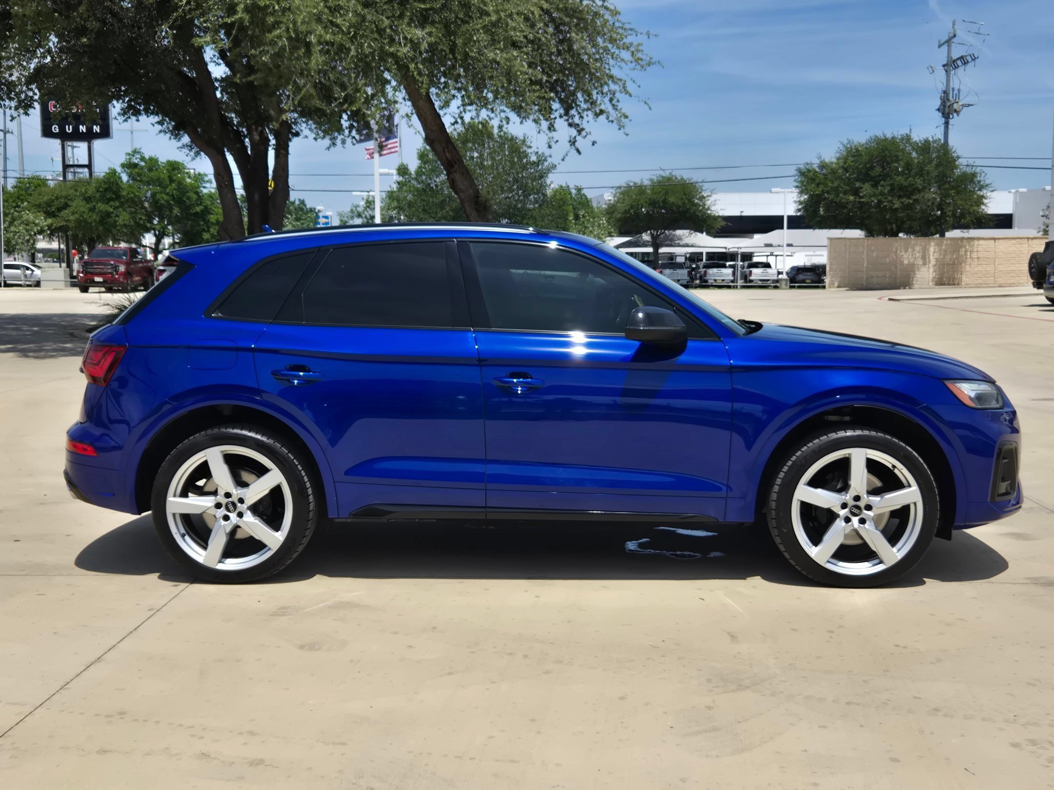 Used 2022 Audi SQ5 Premium Plus w/ Premium Plus Package AWD/4WD image 8