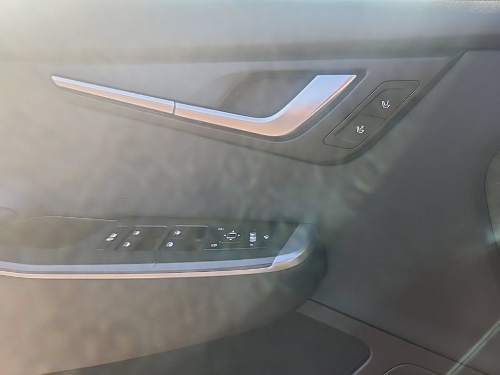 Certified 2024 Kia EV6 Light RWD image 26