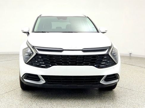 Used 2025 Kia Sportage EX image 2