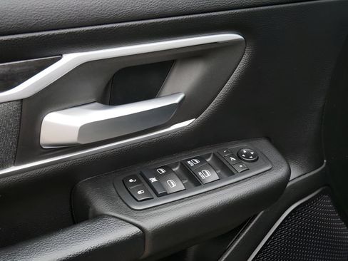 Used 2020 RAM 1500 Big Horn AWD/4WD image 17