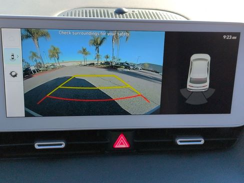 Used 2024 Hyundai Ioniq 5 SE image 25