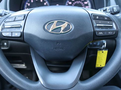 Used 2023 Hyundai Kona SE FWD image 24