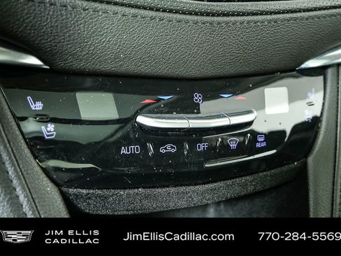 Used 2018 Cadillac XT5 Premium Luxury image 18