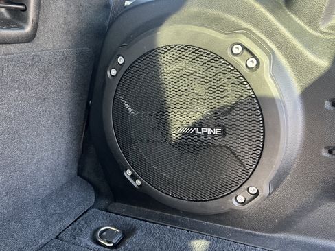 Used 2019 Jeep Wrangler Unlimited Sahara image 16