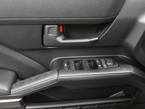 Certified 2026 Toyota 4Runner SR5 AWD/4WD image 12
