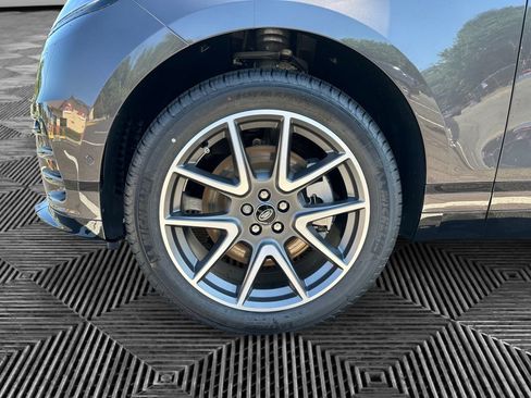 New 2026 Land Rover Range Rover Velar Dynamic SE AWD/4WD image 14