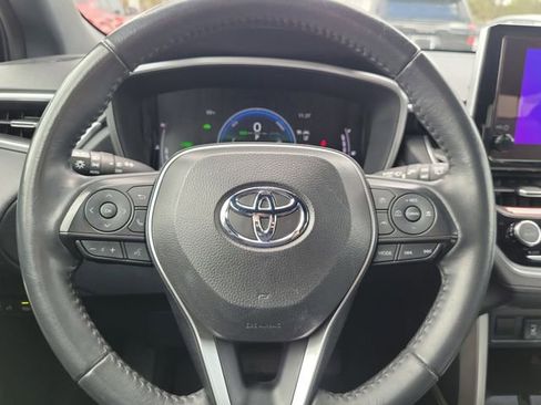 Used 2024 Toyota Corolla Cross AWD Hybrid image 22