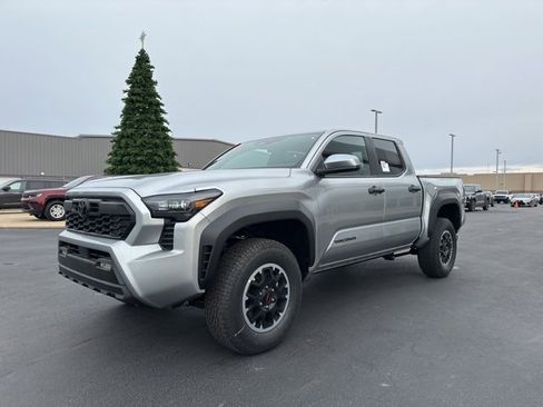 New 2025 Toyota Tacoma TRD Off-Road image 3