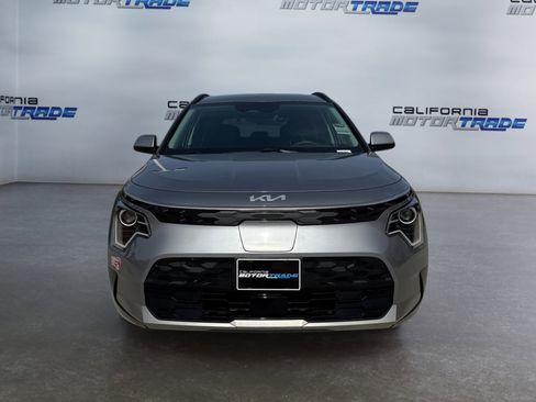 Used 2023 Kia Niro Wind image 2
